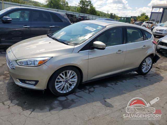 1FADP3N21JL261877 2018 FORD FOCUS photo no. 3