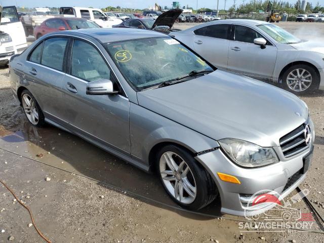 WDDGF8AB4EA939364 2014 MERCEDES-BENZ C-CLASS photo no. 4