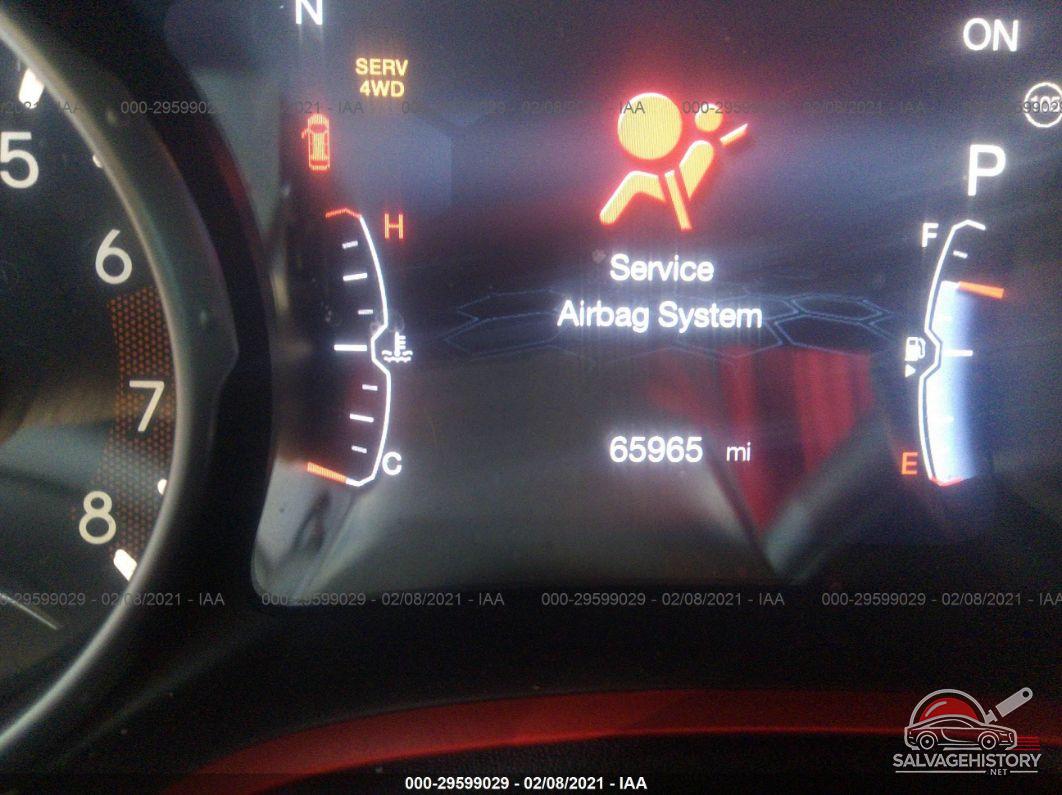 3C4NJDDB7JT441831 2018 JEEP COMPASS photo no. 7