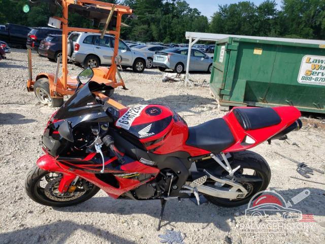 JH2SC57066M201803 2006 HONDA CBR CYCLE photo no. 3