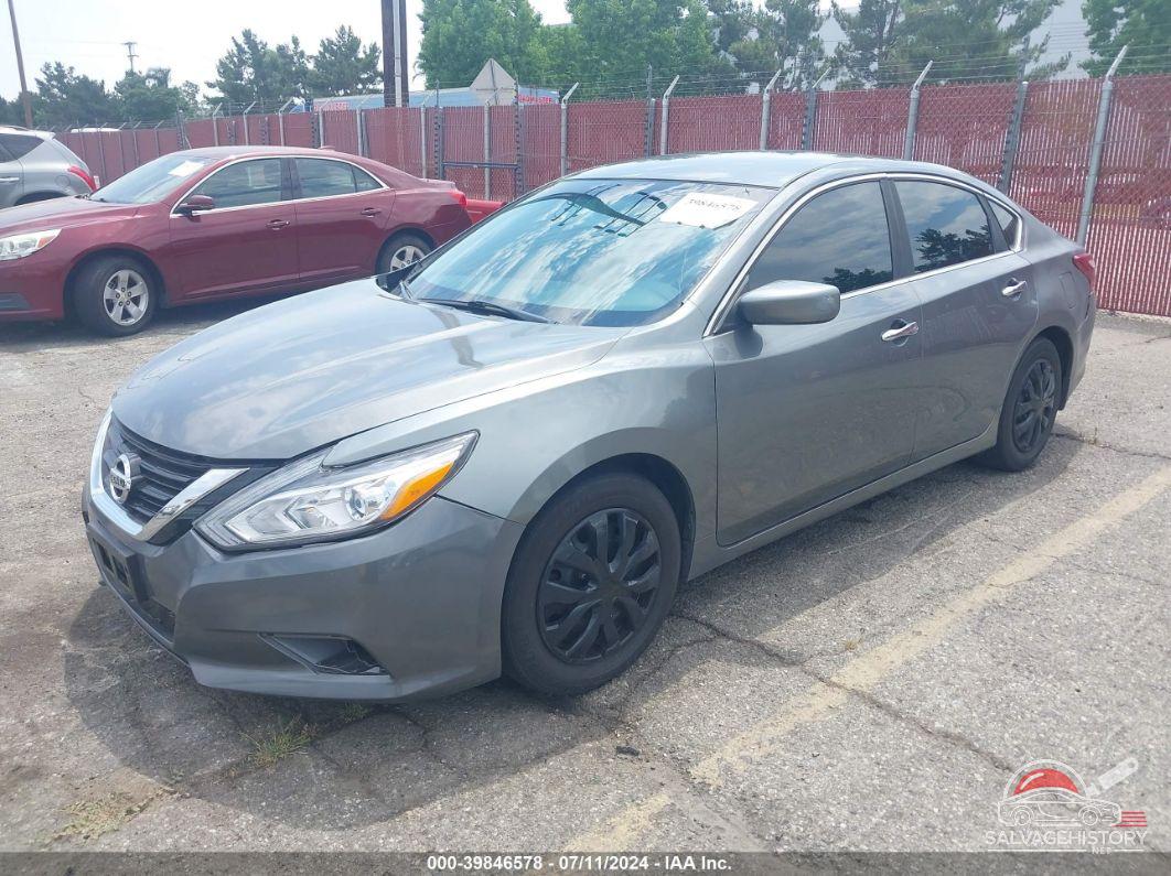 1N4AL3AP1JC131808 2018 NISSAN ALTIMA photo no. 2