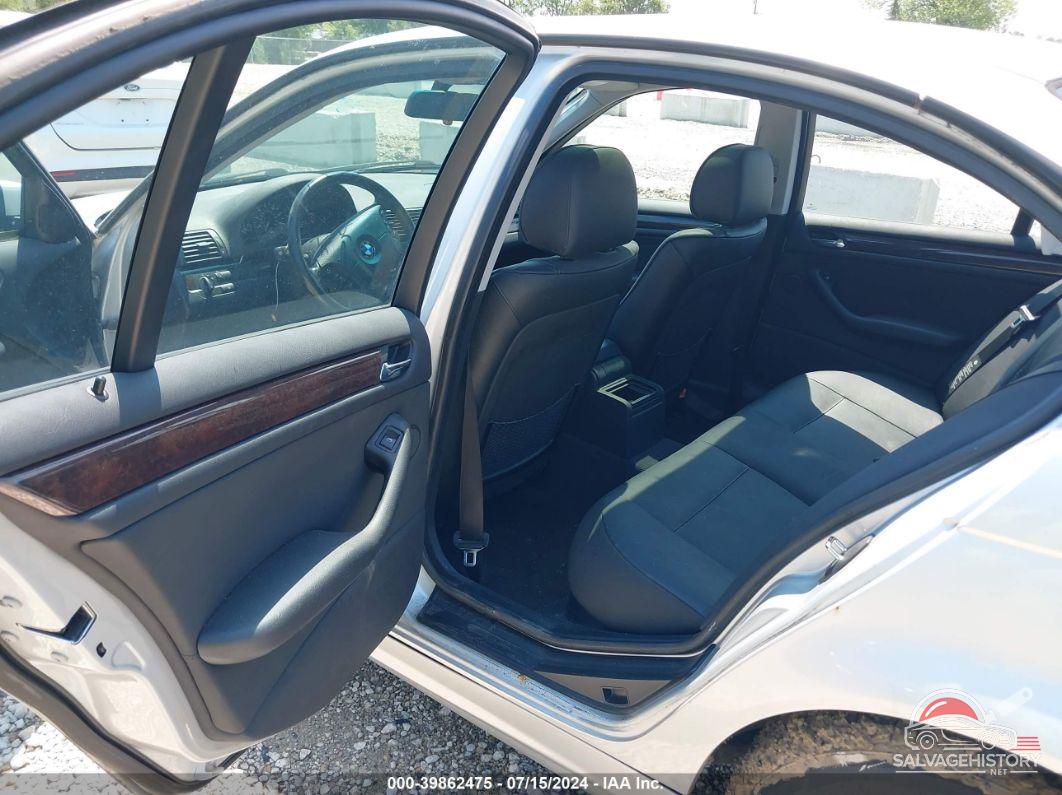 WBAAV33451EE79803 2001 BMW 325I photo no. 8
