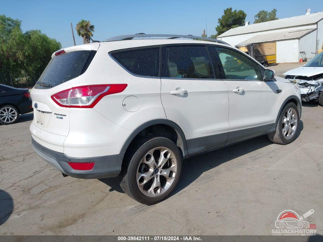 1FMCU9J95DUC46247 2013 FORD ESCAPE photo no. 4