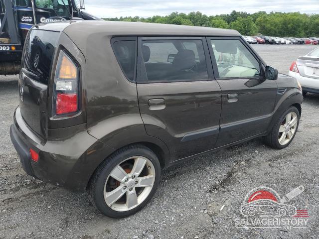 KNDJT2A2XA7028257 2010 KIA SOUL photo no. 3