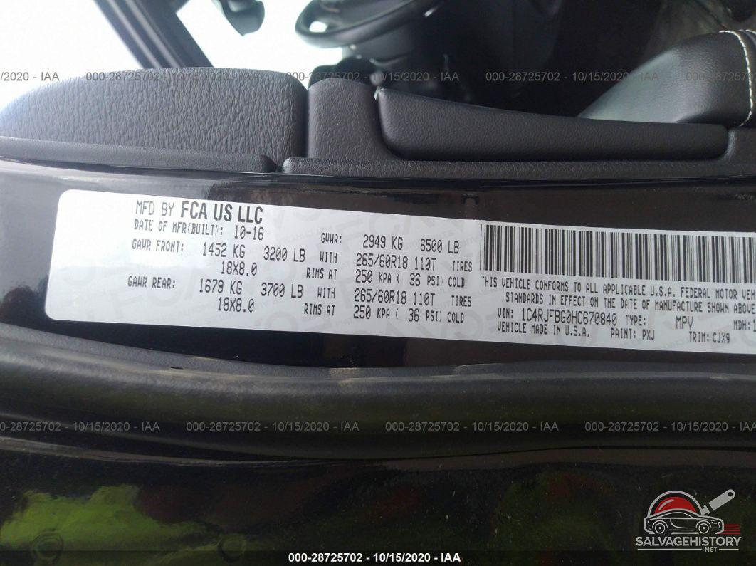 1C4RJFBG0HC670840 2017 JEEP GRAND CHEROKEE photo no. 9