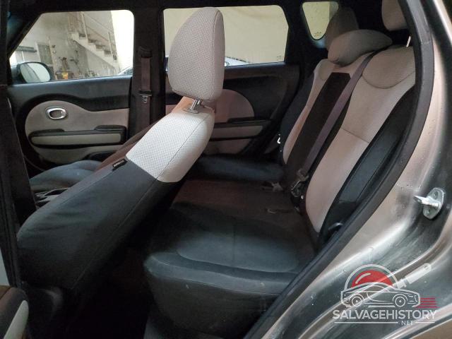 KNDJN2A20E7080285 2014 KIA SOUL photo no. 10