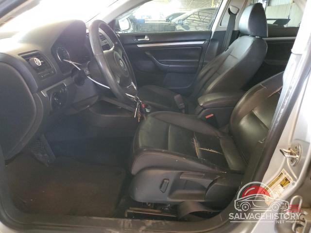 3VWAZ7AJ6AM127339 2010 VOLKSWAGEN JETTA LIMI photo no. 7