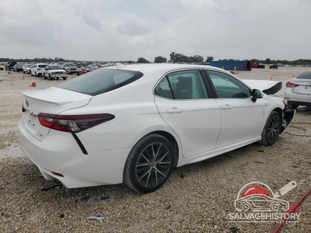 4T1G11AK1MU606189 2021 TOYOTA CAMRY photo no. 3