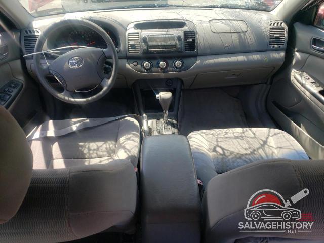 4T1BE30K95U093738 2005 TOYOTA CAMRY photo no. 8