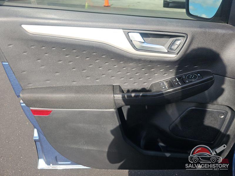 1FMCU0G68LUC47190 2020 FORD ESCAPE photo no. 5