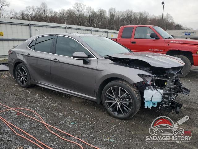 4T1T11BK3RU125395 2024 TOYOTA CAMRY photo no. 4