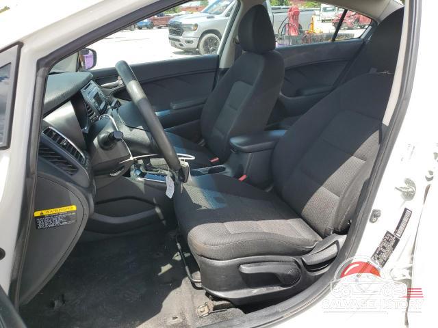3KPFK4A74JE247151 2018 KIA FORTE photo no. 7