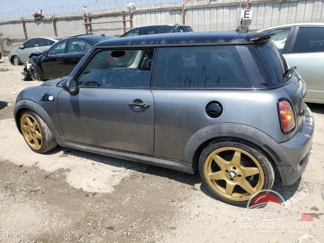 WMWMF73509TX40897 2009 MINI COOPER photo no. 2