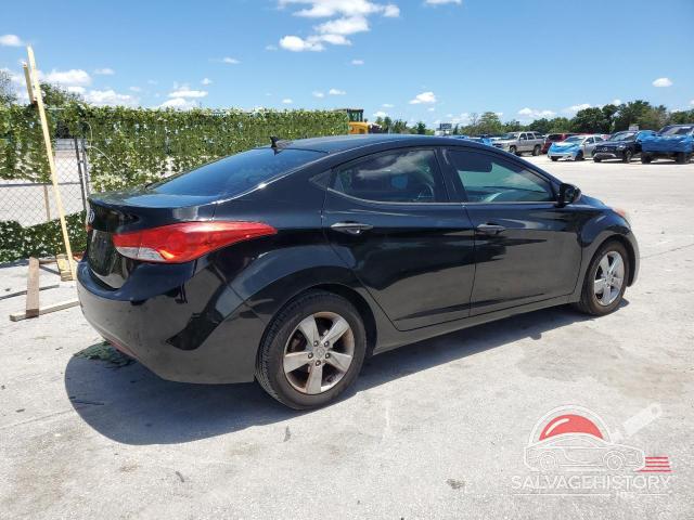 5NPDH4AE3DH308364 2013 HYUNDAI ELANTRA photo no. 3