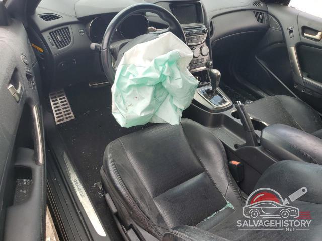 KMHHU6KJ9GU137047 2016 HYUNDAI GENESIS photo no. 8