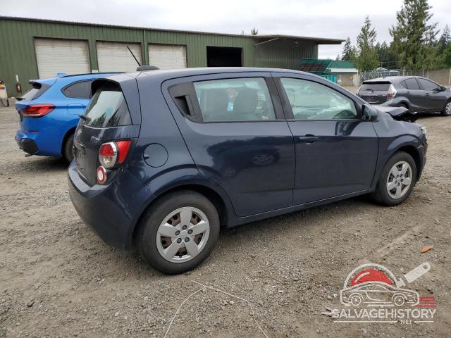1G1JA6SG3F4153674 2015 CHEVROLET SONIC photo no. 3
