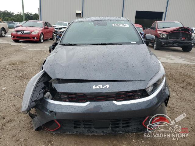 3KPF54AD5RE724131 2024 KIA FORTE photo no. 5