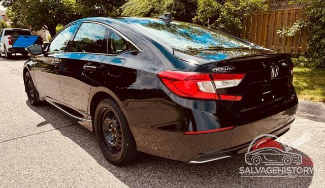 1HGCV1F5XJA810319 2018 HONDA ACCORD photo no. 3