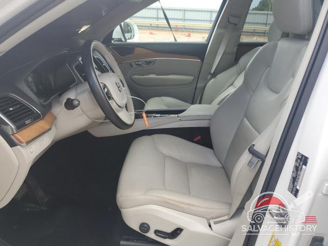 YV4A221K8N1816429 2022 VOLVO XC90 photo no. 7