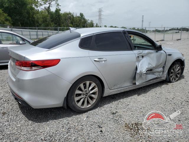 5XXGT4L38JG253814 2018 KIA OPTIMA photo no. 3