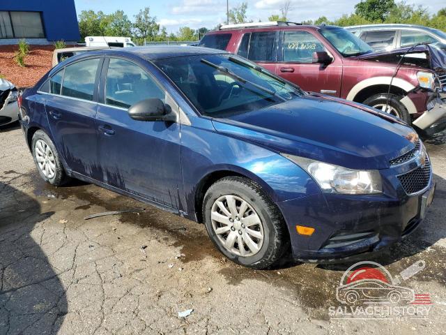 1G1PC5SH8B7196830 2011 CHEVROLET CRUZE photo no. 4