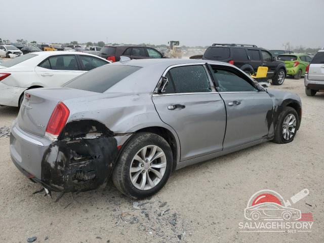 2C3CCAAG2FH786639 2015 CHRYSLER 300 photo no. 3