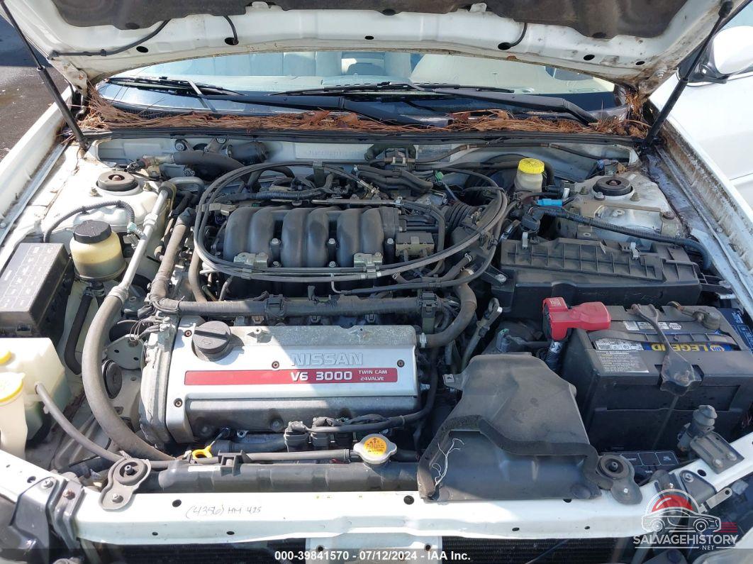 JN1CA31D91T822747 2001 NISSAN MAXIMA photo no. 10