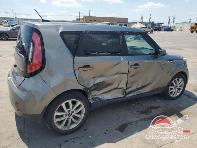 KNDJP3A58H7463759 2017 KIA SOUL photo no. 3