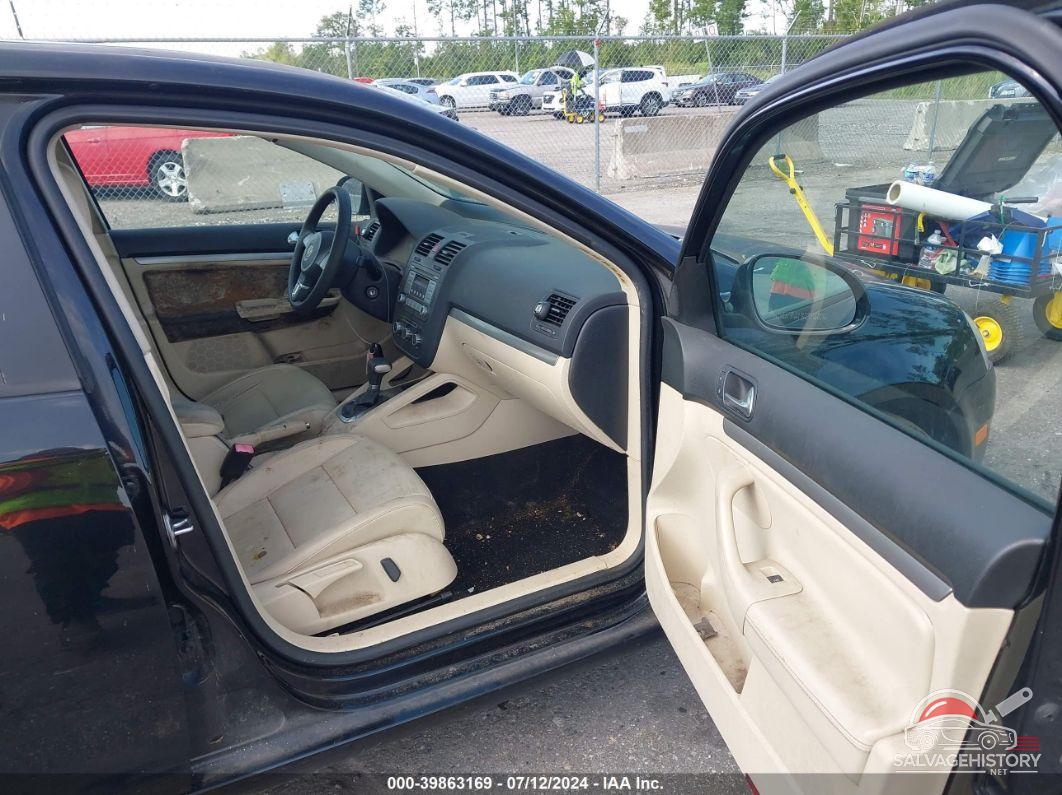 3VWRX7AJ0AM134649 2010 VOLKSWAGEN JETTA photo no. 5