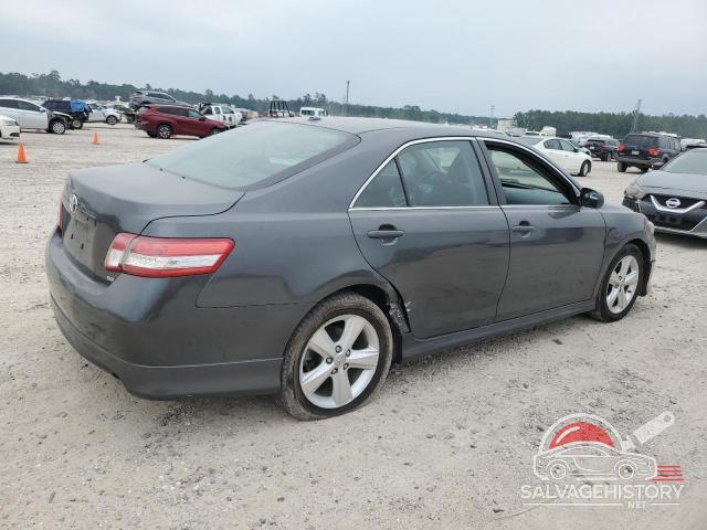 4T1BF3EK1AU505537 2010 TOYOTA CAMRY photo no. 3