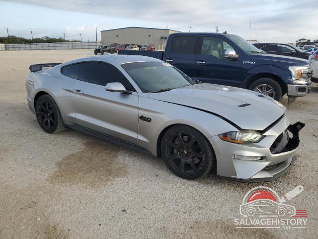 1FA6P8CF6L5185298 2020 FORD MUSTANG photo no. 4