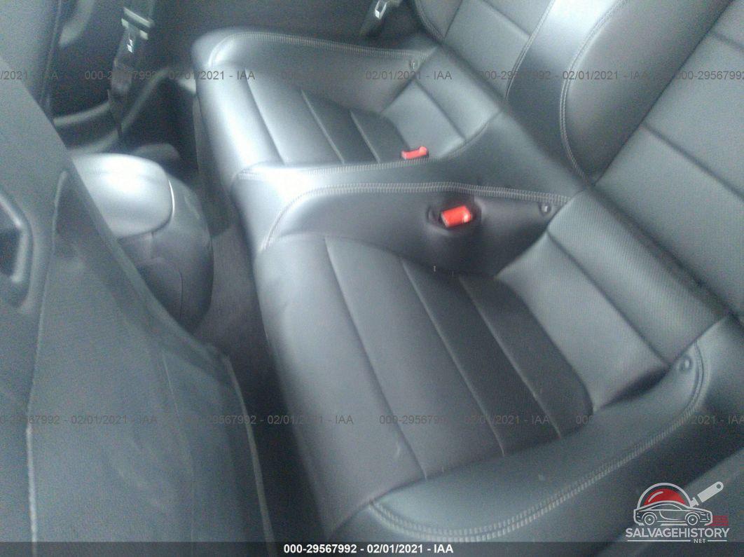 1FATP8UH8L5113070 2020 FORD MUSTANG photo no. 8