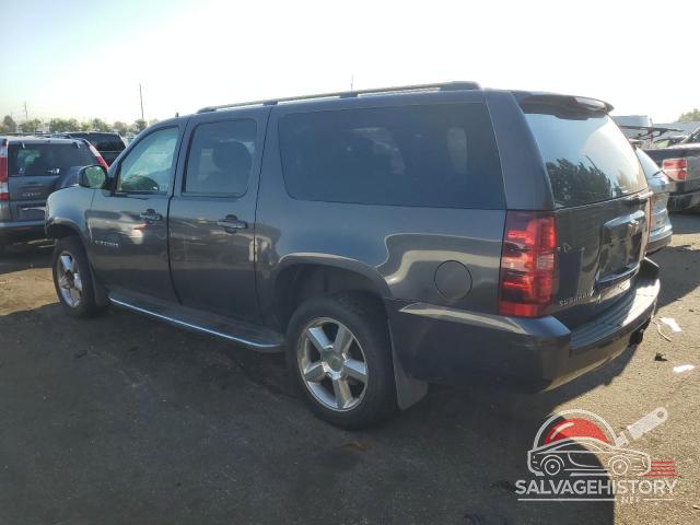 1GNUKHE39AR144664 2010 CHEVROLET SUBURBAN photo no. 2