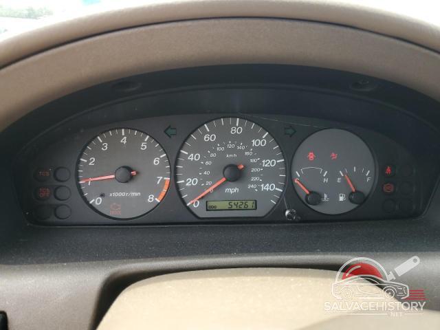 1YVGF22F9Y5156976 2000 MAZDA 626 photo no. 9