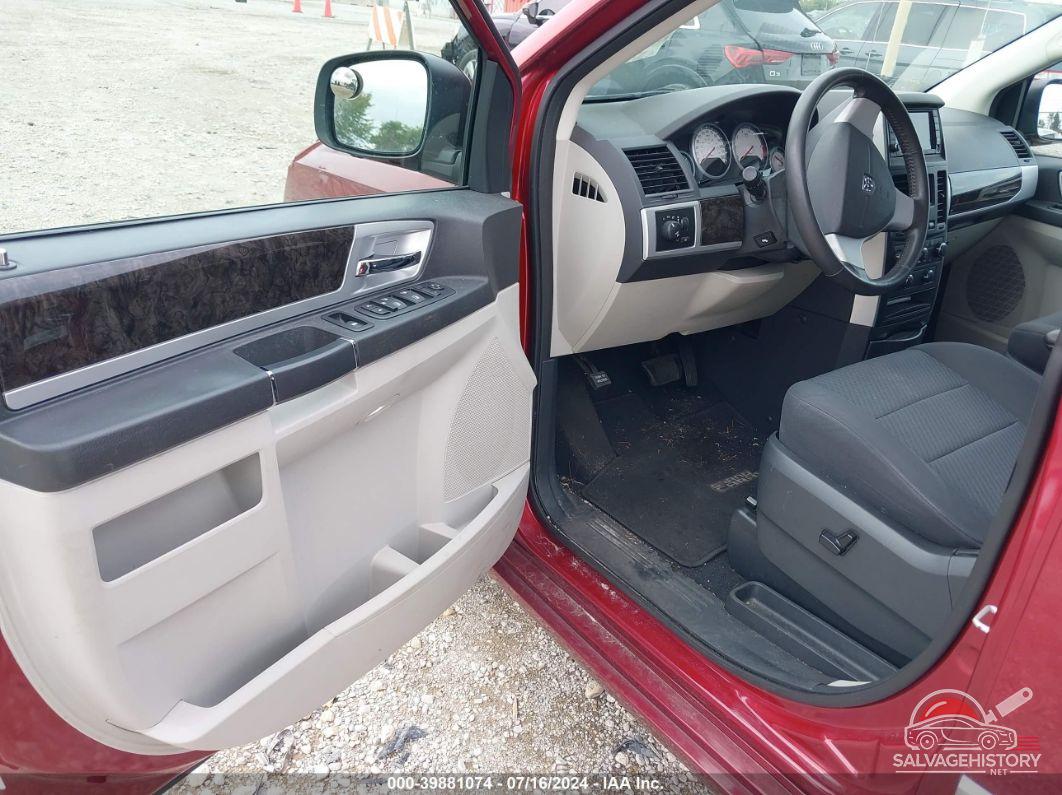 2D4RN6DX7AR489381 2010 DODGE GRAND CARAVAN photo no. 5
