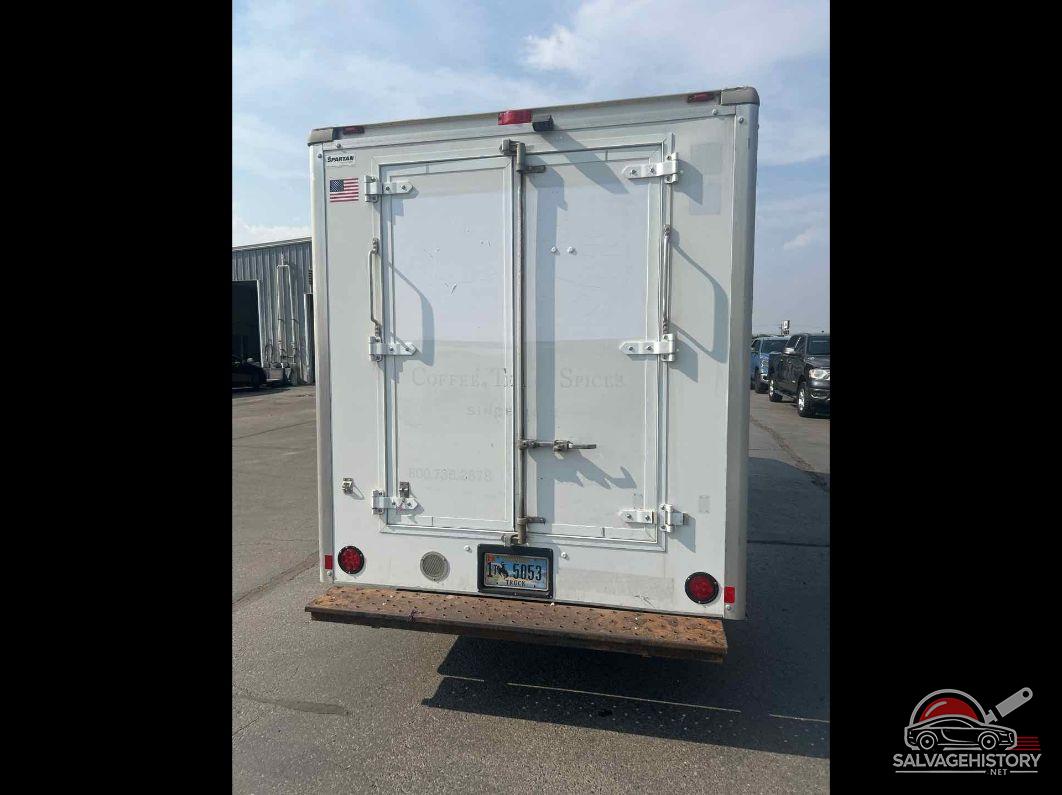 1GB0G2BG8E1192873 2014 CHEVROLET EXPRESS CUTAWAY photo no. 9