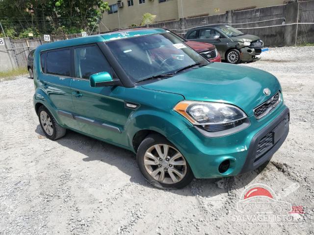 KNDJT2A50D7541516 2013 KIA SOUL photo no. 4