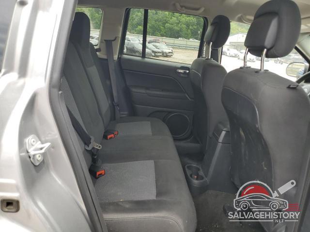 1C4NJDBB7GD776444 2016 JEEP COMPASS photo no. 11
