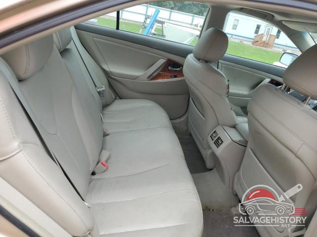4T1BF3EK3BU721438 2011 TOYOTA CAMRY photo no. 10
