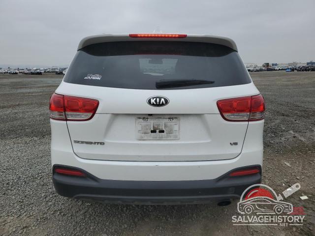 5XYPG4A5XGG005867 2016 KIA SORENTO photo no. 6