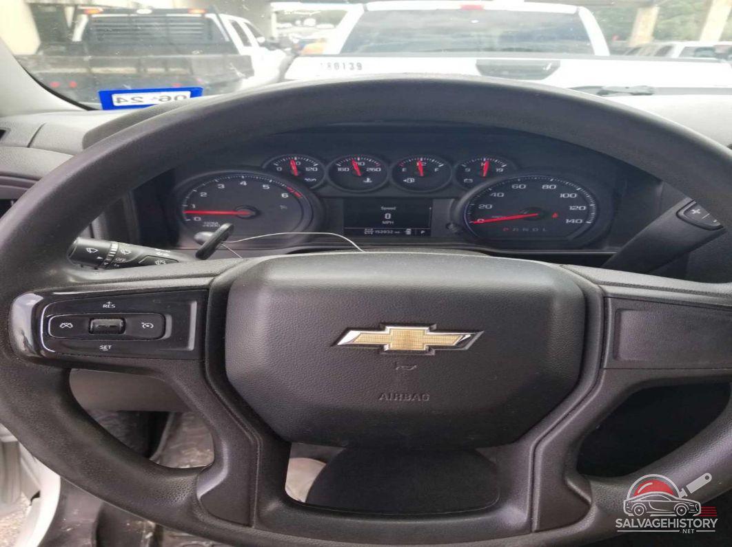 3GCUYAEF7KG216519 2019 CHEVROLET SILVERADO 1500 photo no. 8