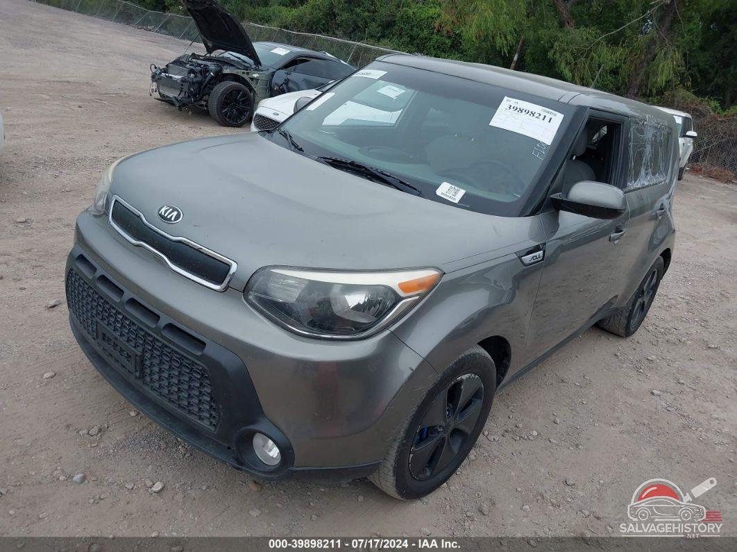 KNDJN2A23F7214286 2015 KIA SOUL photo no. 2