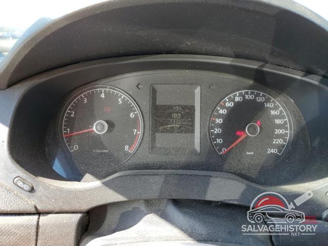 3VW1K7AJ8DM297601 2013 VOLKSWAGEN JETTA photo no. 9