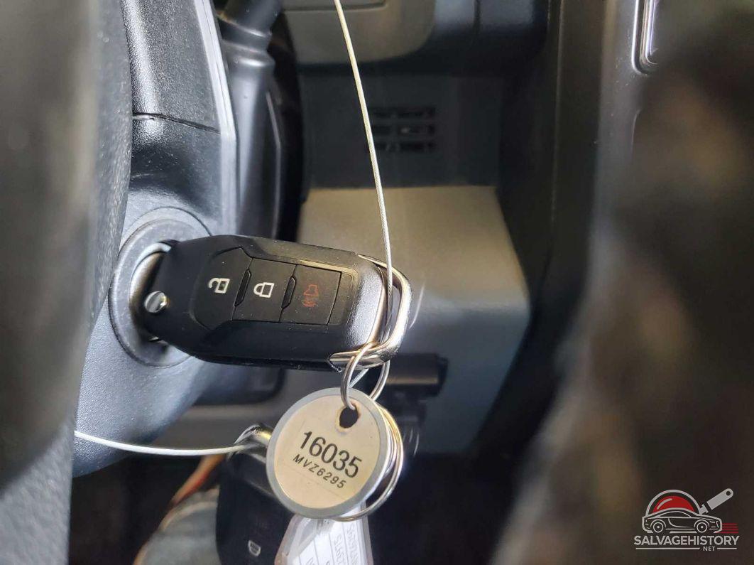1FTEW1E52KKE23975 2019 FORD F-150 photo no. 9