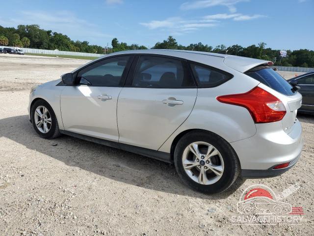 1FADP3K2XEL378710 2014 FORD FOCUS photo no. 2