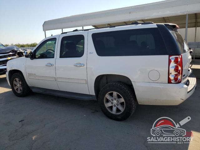 1GKS2KE35BR258793 2011 GMC YUKON photo no. 2