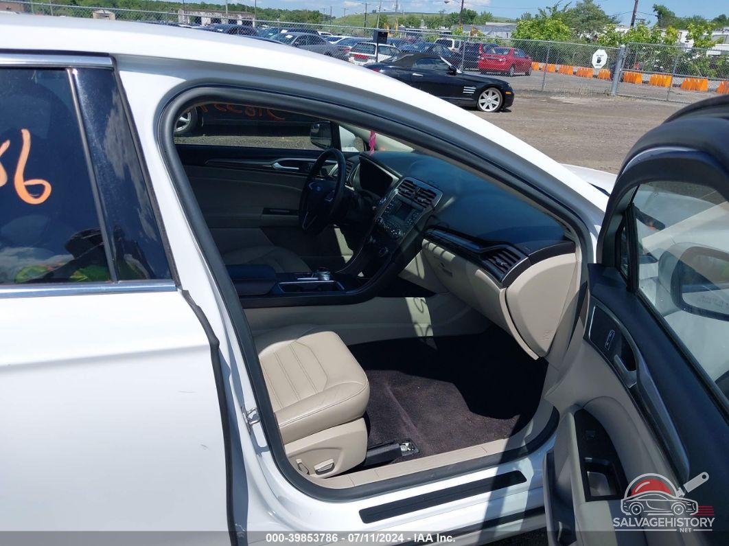 3FA6P0HD7HR114317 2017 FORD FUSION photo no. 5