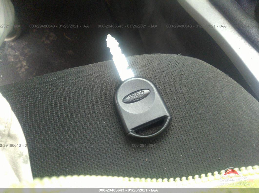 1FAHP35N28W257017 2008 FORD FOCUS photo no. 11