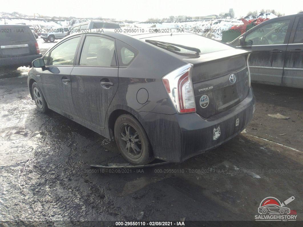 JTDKN3DU2D1692643 2013 TOYOTA PRIUS photo no. 3