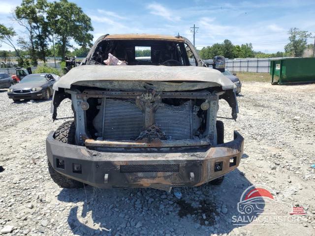 1N6BA1F45HN547508 2017 NISSAN TITAN photo no. 5
